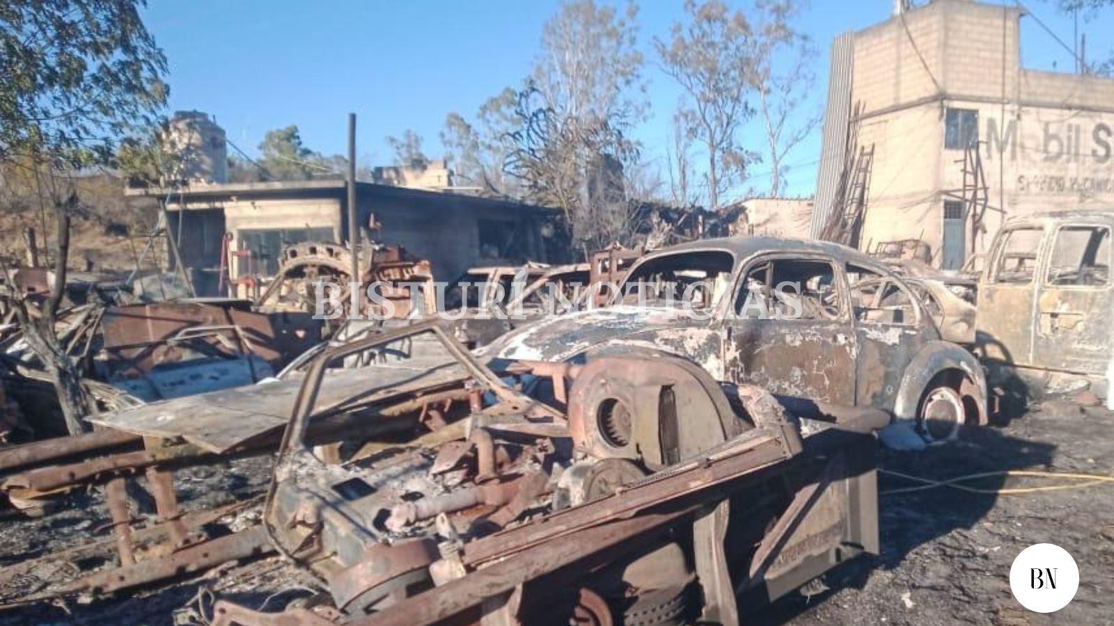 Se incendió taller de  vehículos, en Villa G.